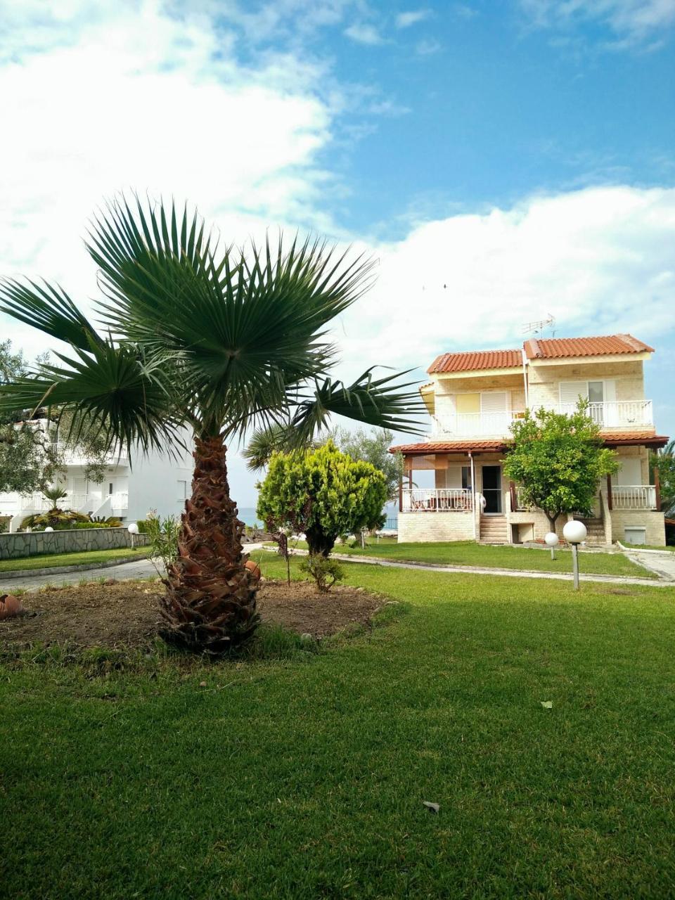 Aello Sea-Seafront Apartments Skála Foúrkas Dış mekan fotoğraf
